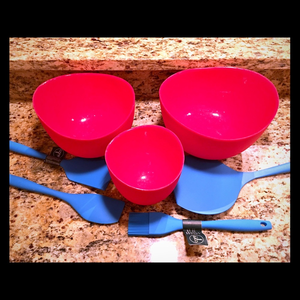 iSi Basics Silicone Mixing Bowls & New Utensils